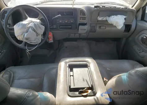 1999 Chevrolet Suburban K1500 из США, поврежденный, VIN 3GNFK16R6XG250341